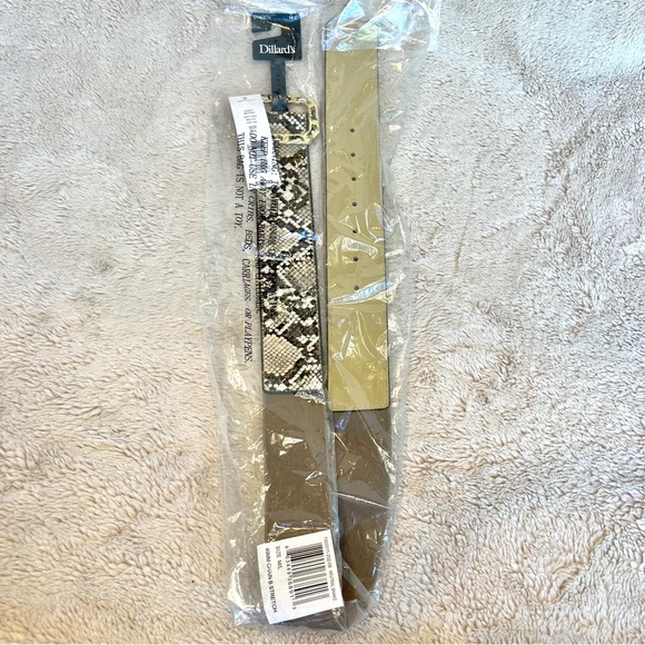 NWT Dillard’s Neutral Snake Embossed Stretch Belt M/L - Picture 8 of 13